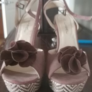 Beautiful brown Platform Sandals